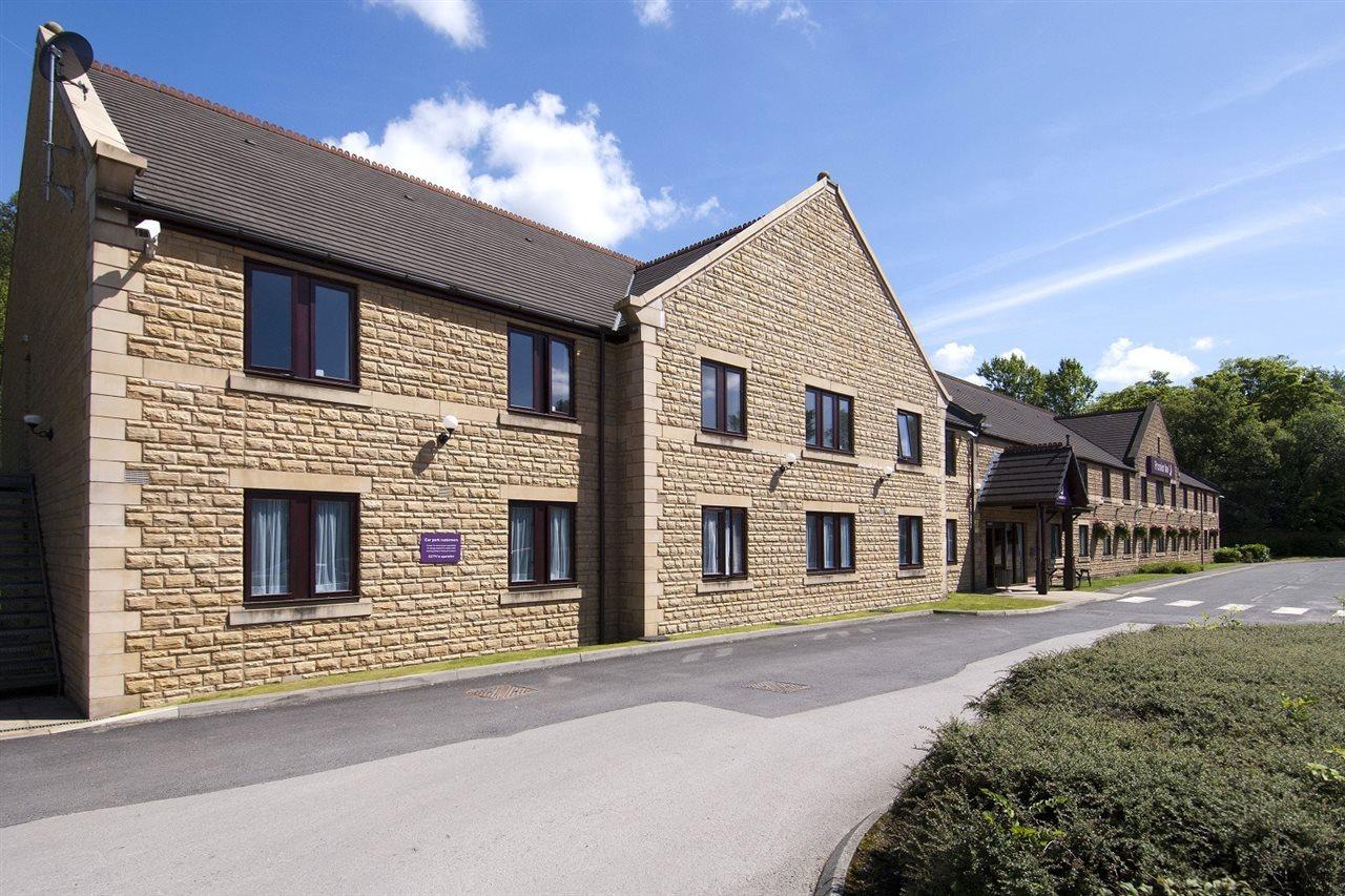 Premier Inn Burnley Bagian luar foto